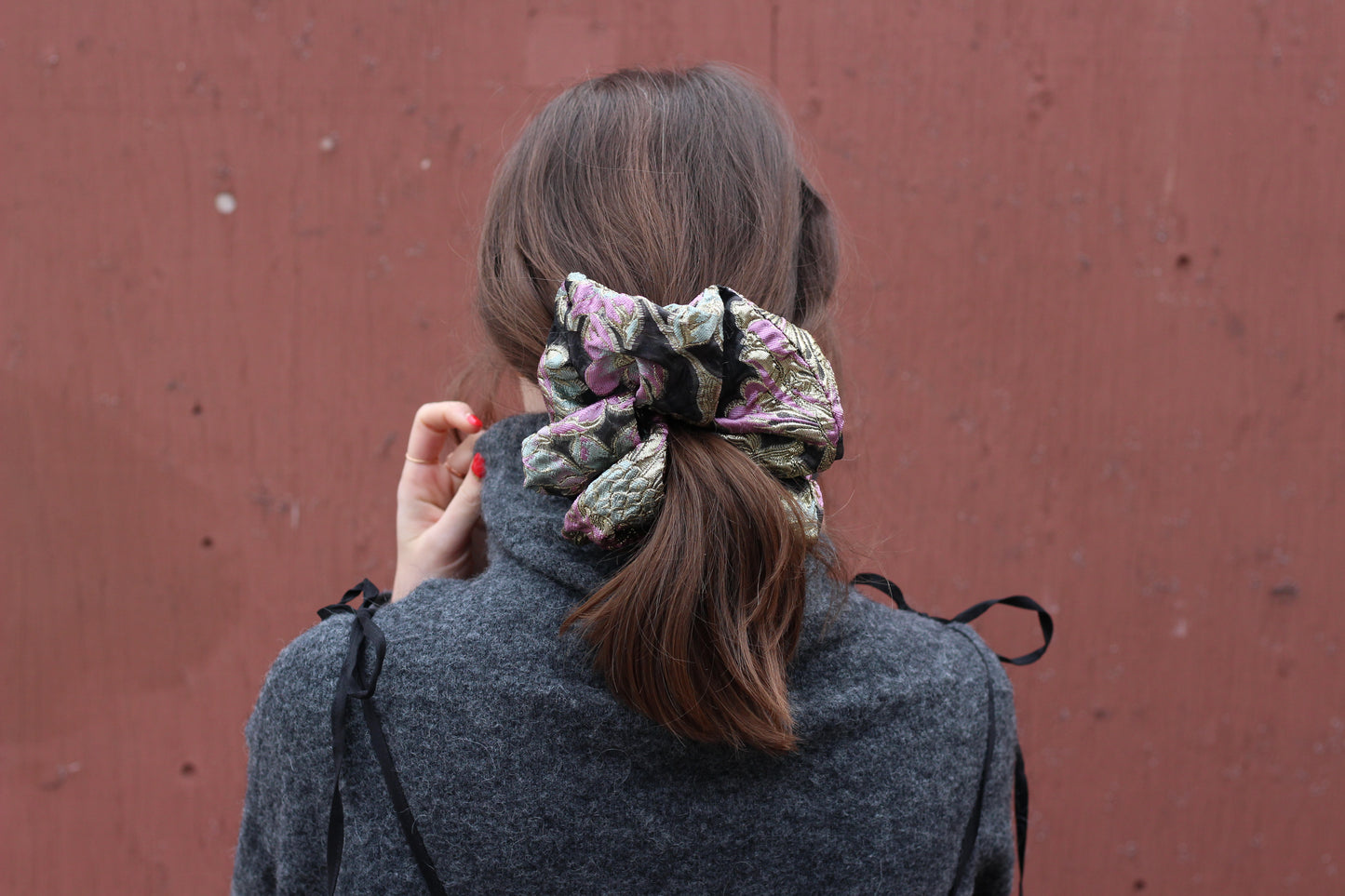 Scrunchie - Black Floral Jacquard